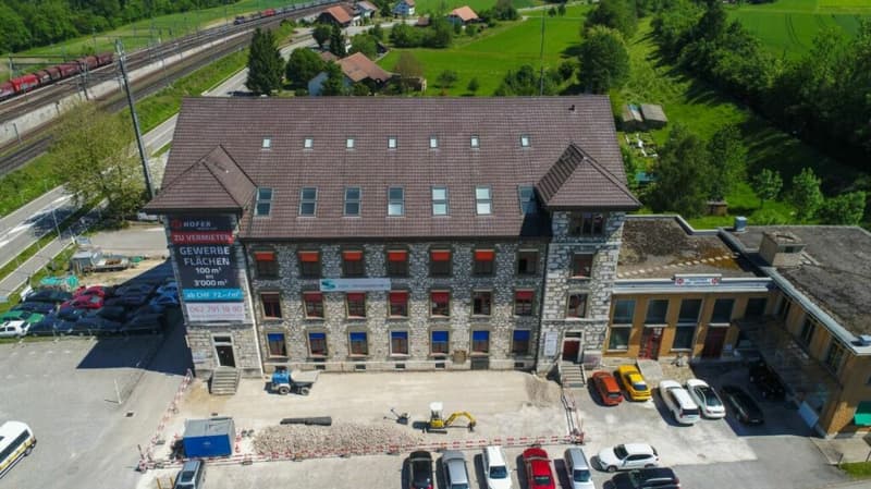 Attraktive Gewerbe- und Lagerfläche bis zu 1'100m2 an bester Lage in Rothrist zu vermieten! (2)