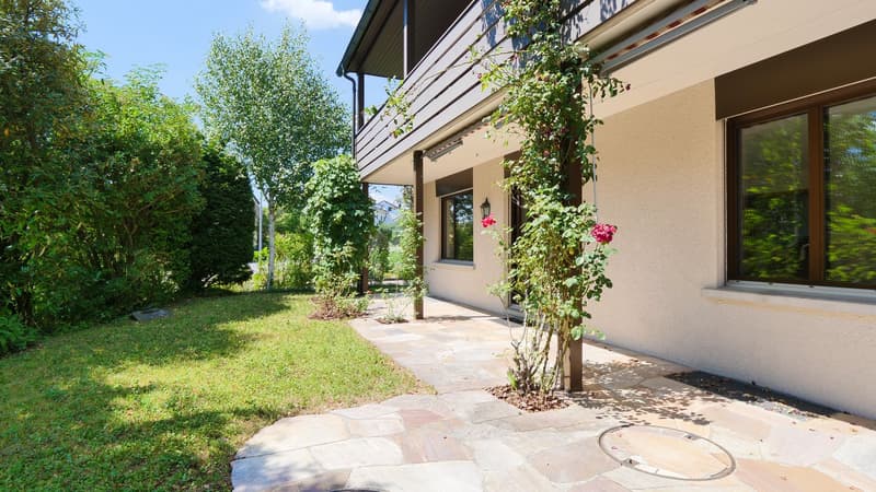 Einfamilienhaus an zentraler und ruhiger Lage mit einmaligen Ausbaupotenzial (2)