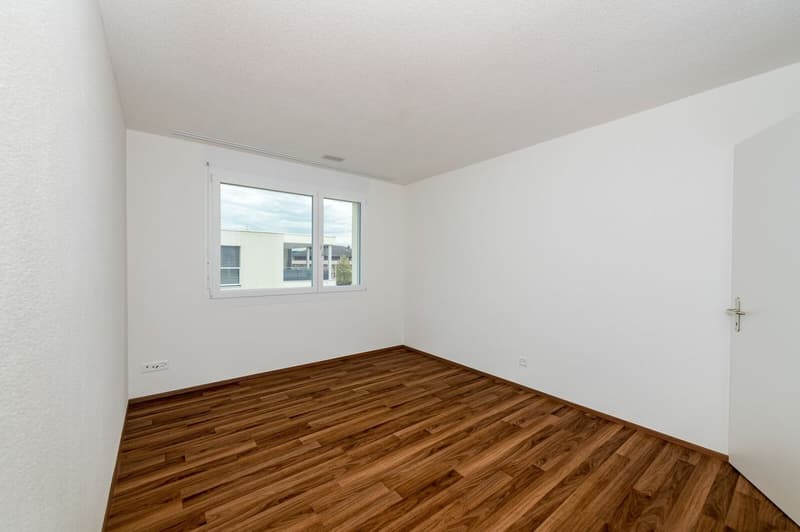 Sehr grosszügige 3.5 Zi-Wohnung 106 m2 an sonniger Lage (12)