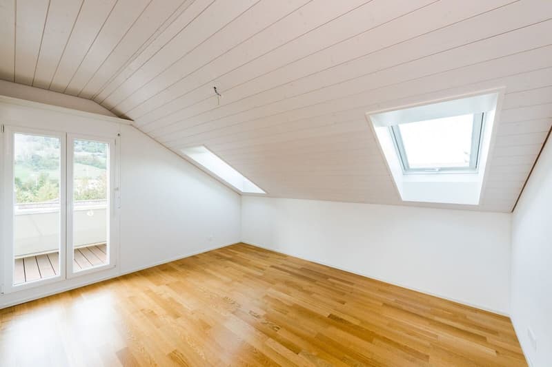 Neuwertige 2.5 Zi-Gartenwohnung an ruhiger Lage (8)