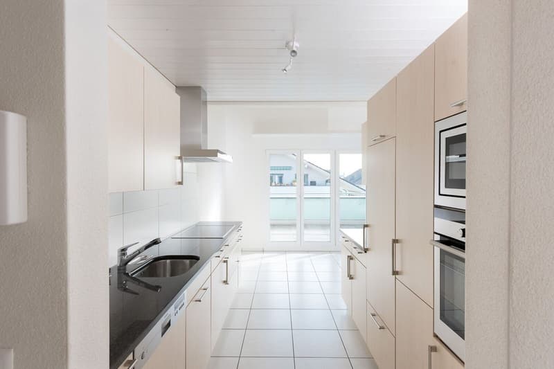 Grosszügige 4.5 Zi-Dachwohnung 136m2 (3)