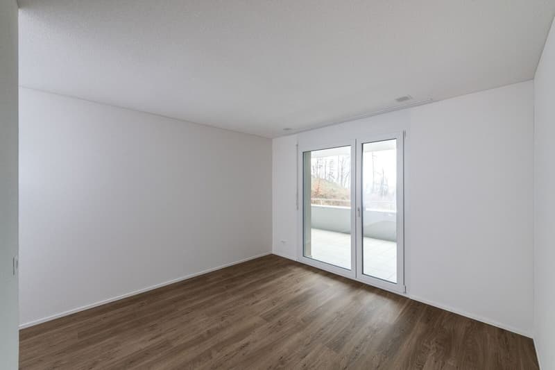Neuwertige 3.5 Zi-Wohnung im Grünen 102m2 (9)