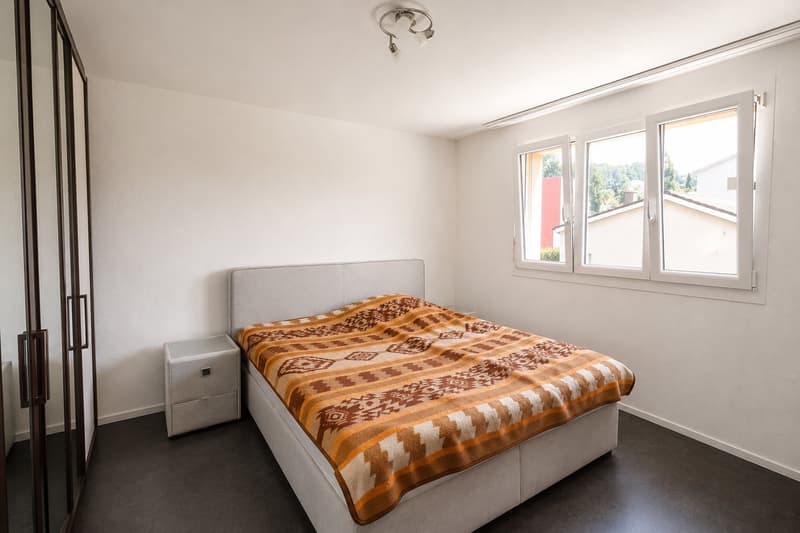 Grosszügige 4.5-Zimmer-Eigentumswohnung mit verglastem Balkon in Reinach AG (9)
