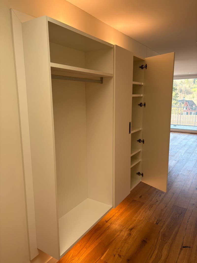Eingang Wandschrank