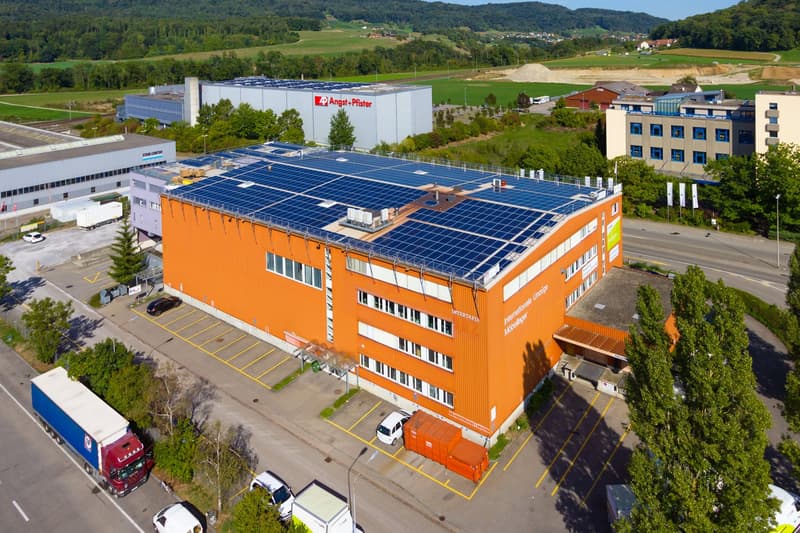 Attraktive Aussenfläche in bester Lage von Embrach – 260 m² zu vermieten (5)