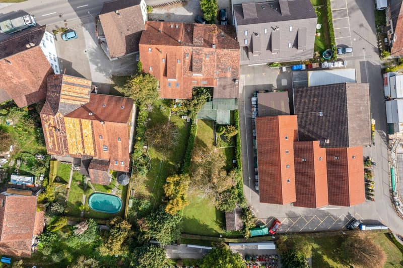 Investieren im Kanton Zürich: Hausteil mit Baupotential in Embrach (2)