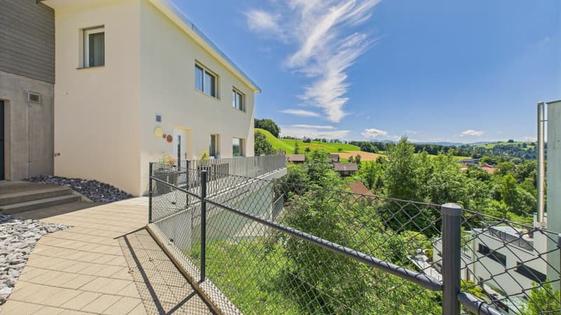 Exklusive Terrassenwohnung mit atemberaubendem Panorama (4)