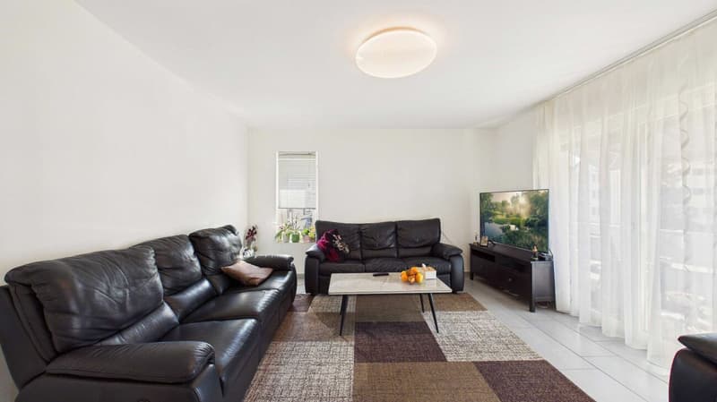Gemütliche 3.5-Zimmer-Wohnung an zentraler Lage in Wettingen (4)