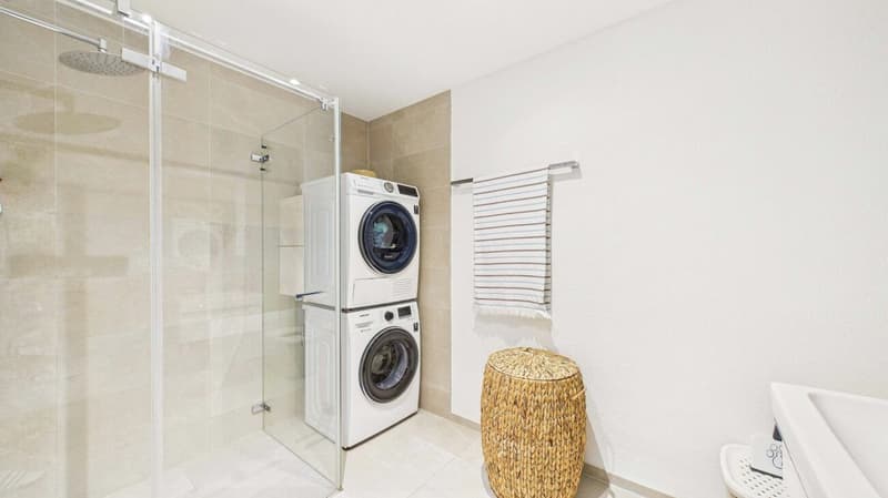 Komfort, Klasse und Charme: 5.5-Zimmer-Dach-Maisonette in Ottenbach (17)