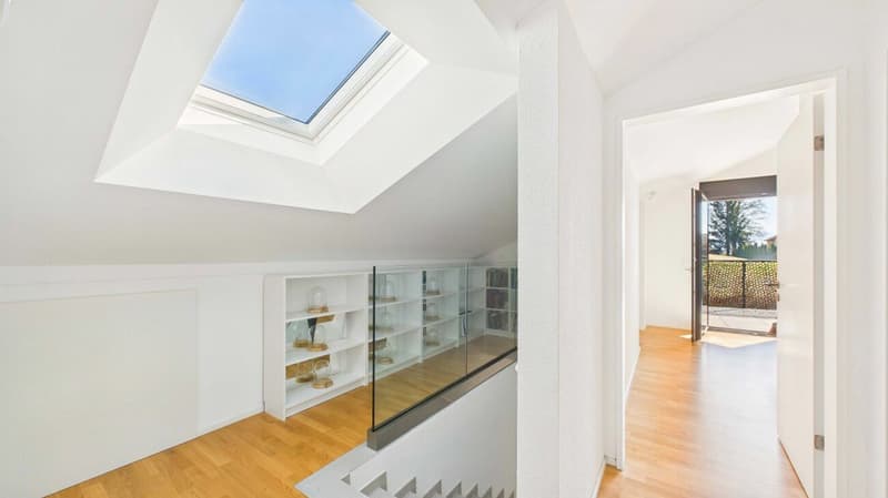Komfort, Klasse und Charme: 5.5-Zimmer-Dach-Maisonette in Ottenbach (13)