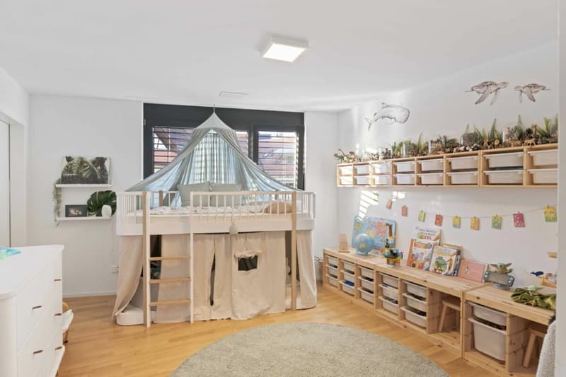 Komfort, Klasse und Charme: 5.5-Zimmer-Dach-Maisonette in Ottenbach (10)