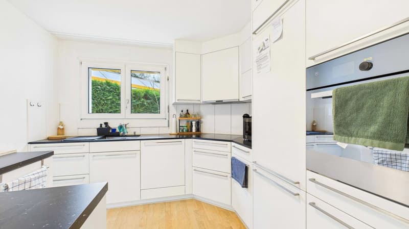 Attraktives Renditeobjekt in Dietikon - sanierte 3.5-Zimmer-Wohnung mit Atelier (4)