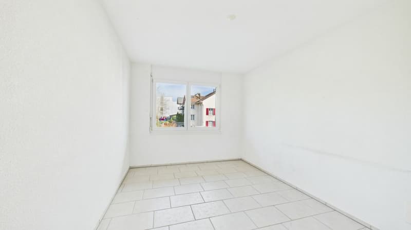 Helle 4.5-Zimmer-Wohnung mit beeindruckendem Berg- und Naturblick (11)