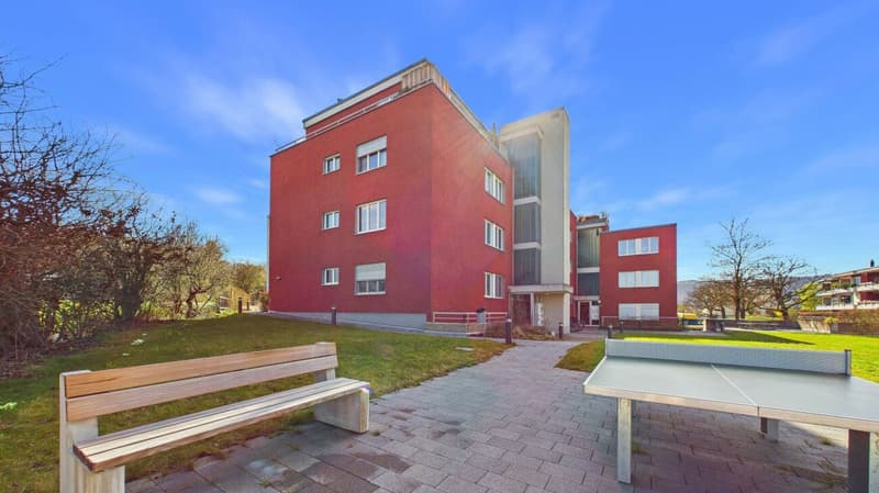 Stilvoll renovierte 4.5-Zimmer-Wohnung in bevorzugter Lage von Würenlos (12)