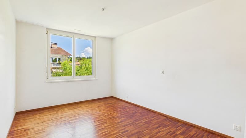 Einmalige 4.5-Zimmer-Mietwohnung mit unverbaubarer Aussicht in Zürich-Witikon (12)