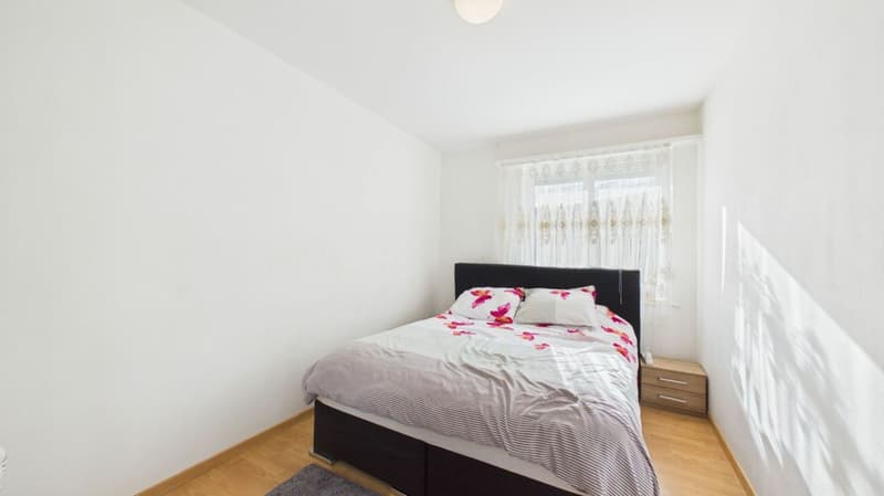 Im Baurecht: 3.5-Zimmer-Wohnung mit sonnigem Balkon in Dietikon (7)
