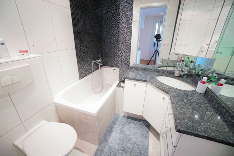 Renoviertes Eckhaus mit Cheminée in Geroldswil (8)