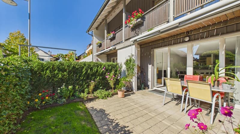 6.5-Zimmer- Reihenhaus mit Garten im Stockwerkeigentum (1)