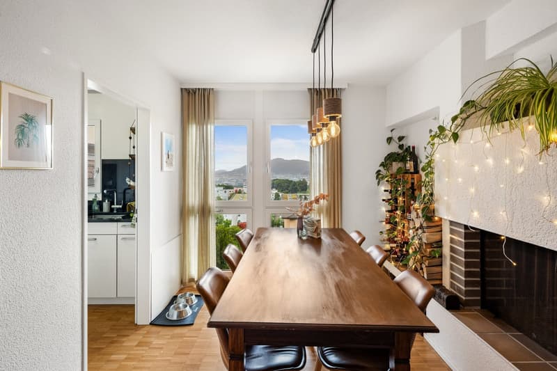 Charmante 5.5-Zimmer-Dachwohnung in Zürich-Höngg (3)