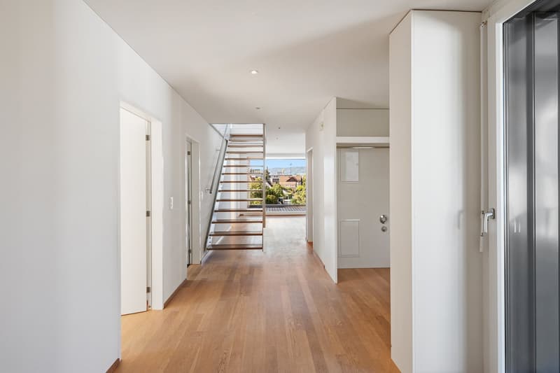 Begeisternde 5.5-Zimmer-Duplex-Wohnung mit zusätzlichem offenen Wohnraum (8)