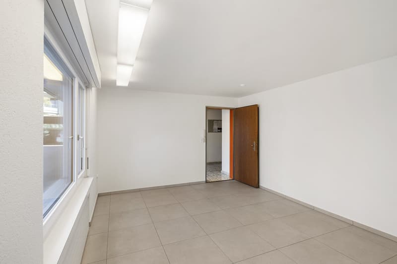 Modernes Büro an zentraler Lage in Uster (1)