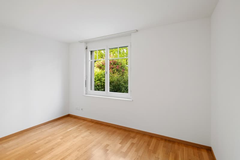 Charmante, zentrumsnahne 3.5-Zimmer-Gartenwohnung in Uster (8)