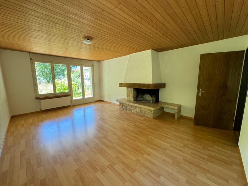Charmante 3.5-Zimmer in Vorderthal – sofort verfügbar (4)
