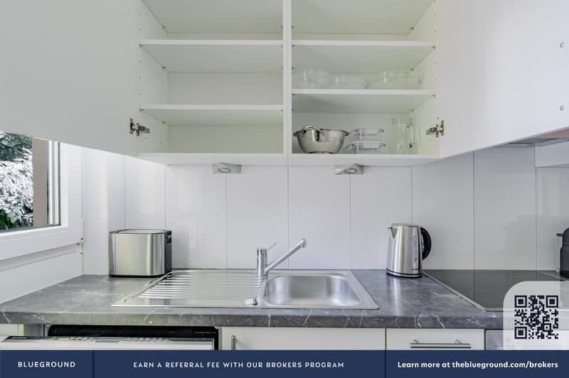 Stylish Furnished Apartment in Prime Zürich Location (8)