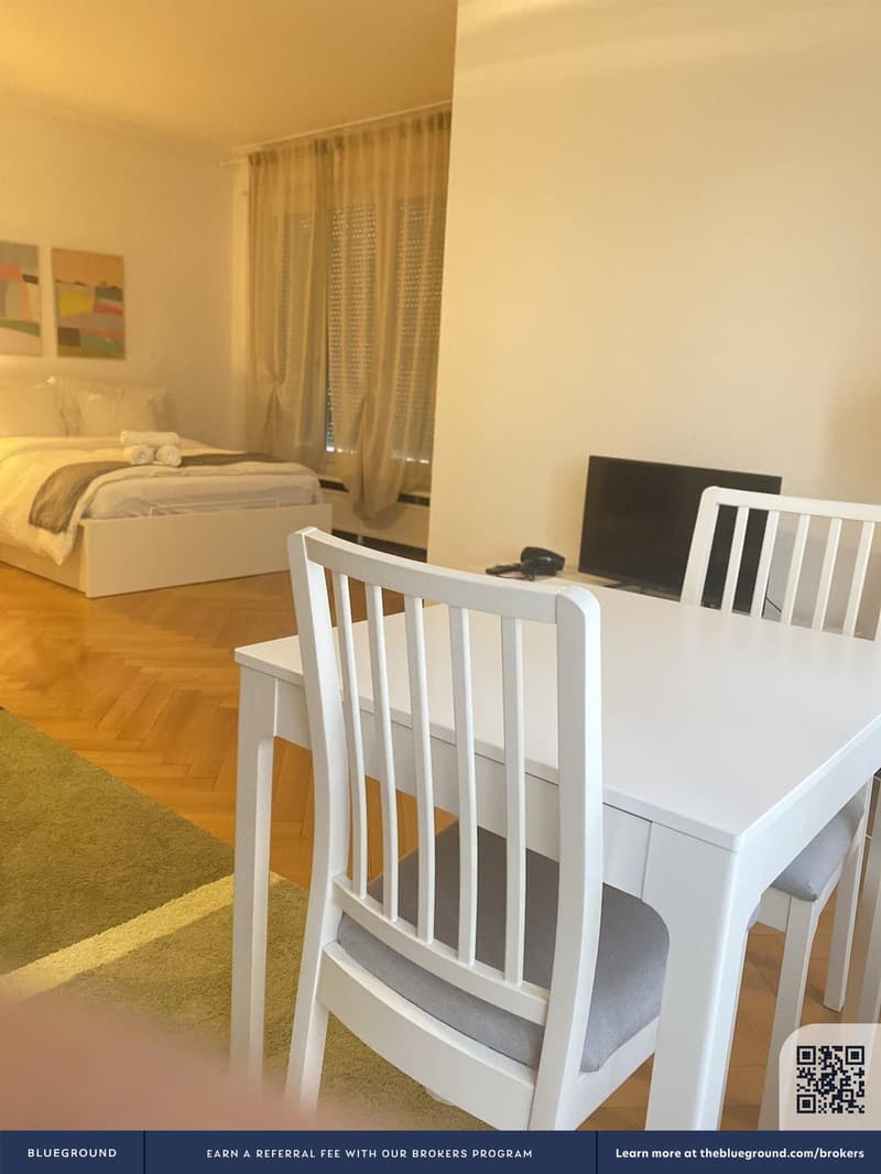 Building Avenue Juste-Olivier (ZRH1395307P) (8)