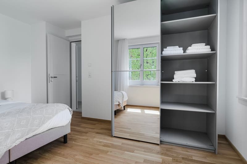 Bequeme Horgen, nah SBB Horgen Oberdorf, by Blueground (14)