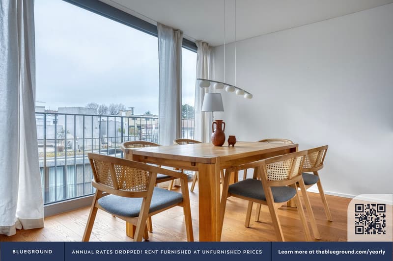 Gehobene 3.5 ZW mit privater W/T und schöne Aussicht, by Blueground (7)