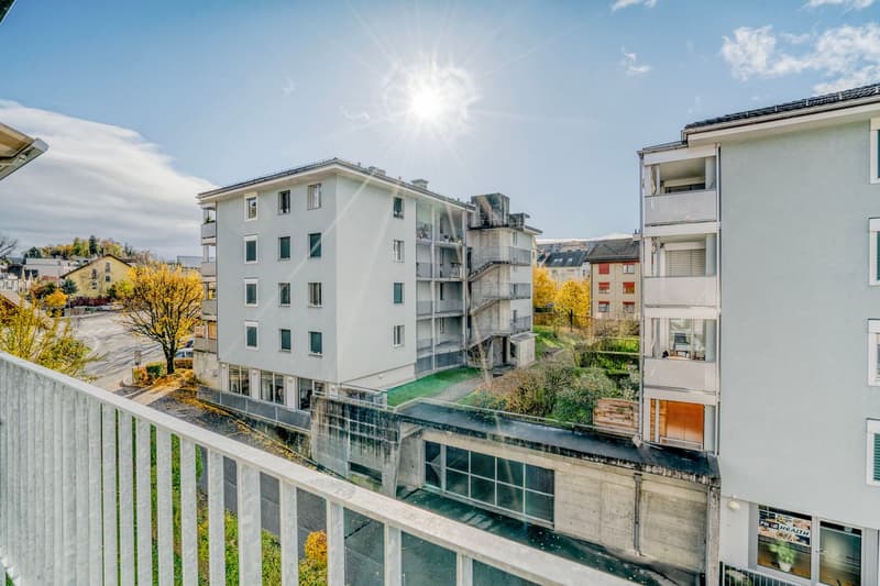 Schöne Affoltern a.A, 2.5 ZW, 2 Min. z. Markt, 28 Min z. ZH HB, über Blueground (6)