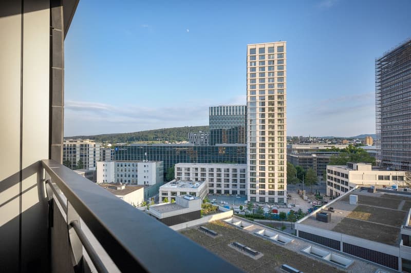 Verlockende Oerlikon, 3.5 Zim. mit Keller, W/T, 3 Min. z. Markt, über Blueground (5)