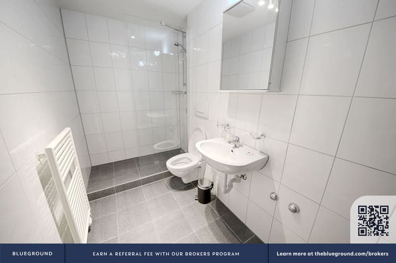 Building Schwamendingenstrasse (ZRH-1458918P) (8)