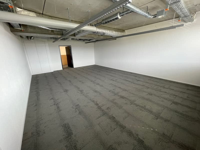 Büro Nr. 8 mit einer Fläche von 57 m2 zu vermieten (1)