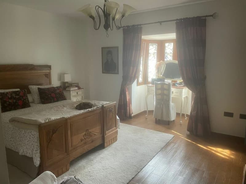 Exklusive und hochwertig renovierte Villa in begehrter Lage im Süden Spaniens (9)