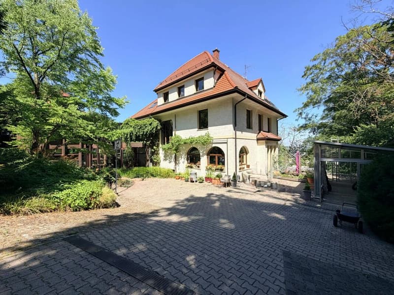 Architektonisches Unikat: Kernsaniertes Jugendstil-Anwesen in Stuttgarter Toplage (1)