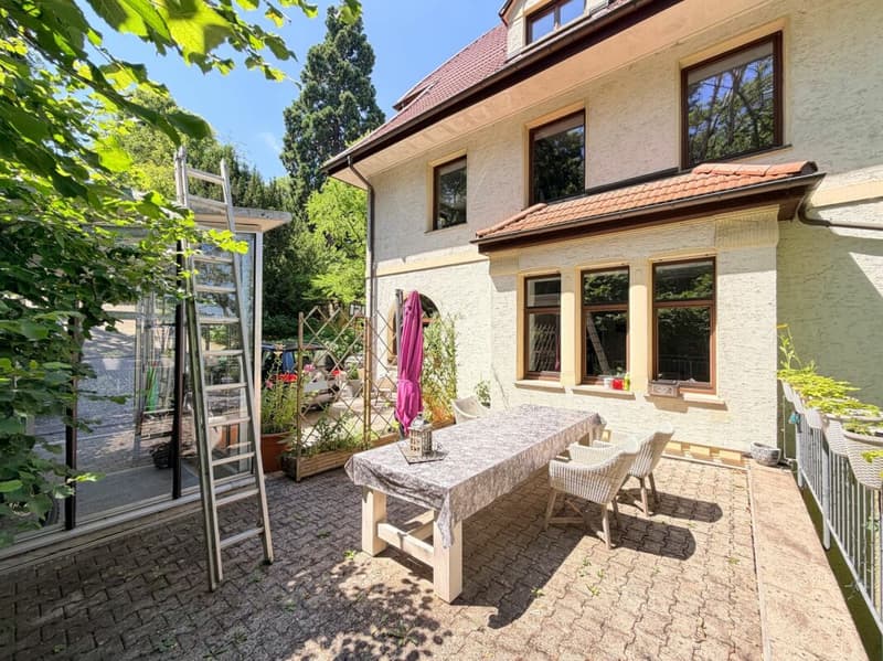 Jugendstilvilla mit Panoramablick und 6.315 m² Parkgrundstück in Stuttgart (4)