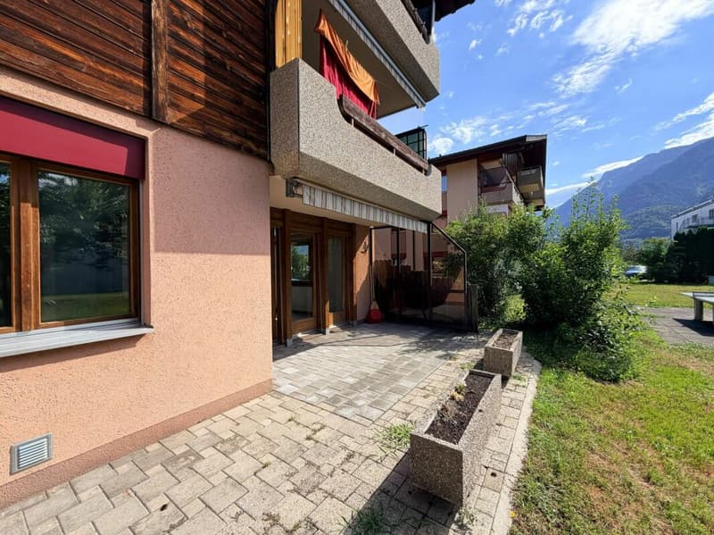 Solide 3,5-Zimmer-Wohnung mit schöner Terrasse und EHP in Interlaken (14)
