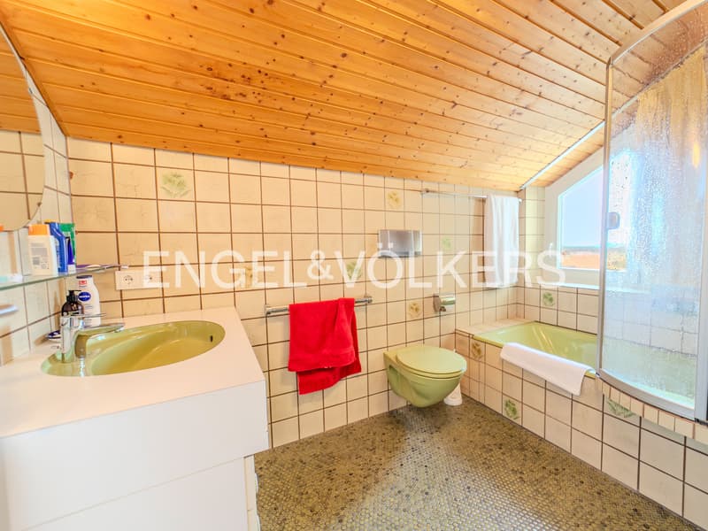 Gepflegtes Wohnhaus in ruhiger Lage (9)