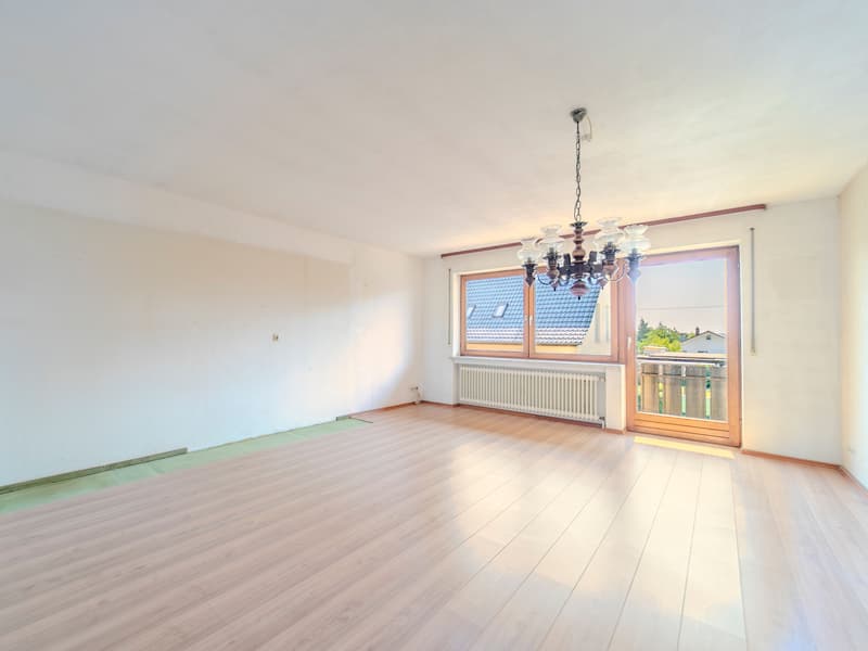 Renovierungsbedürftiges Zweifamilienhaus (9)