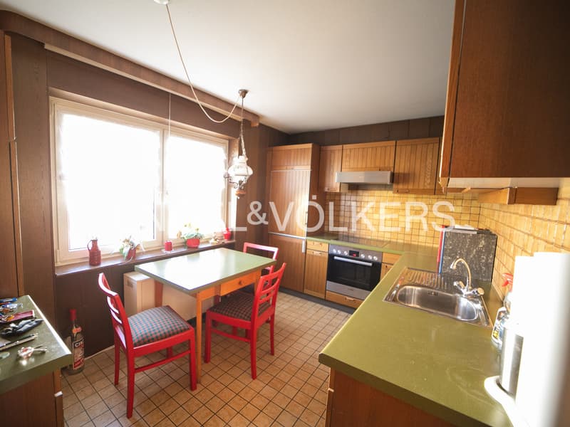 Maison multifamiliale polyvalente dans un excellent emplacement (11)