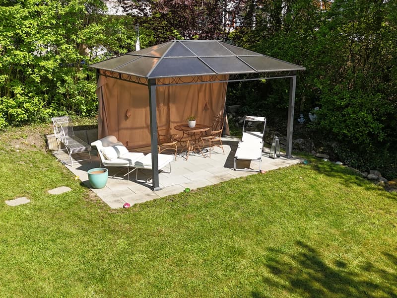 Bright 2.5-room garden apartment with terrace in quiet cul-de-sac location (12)