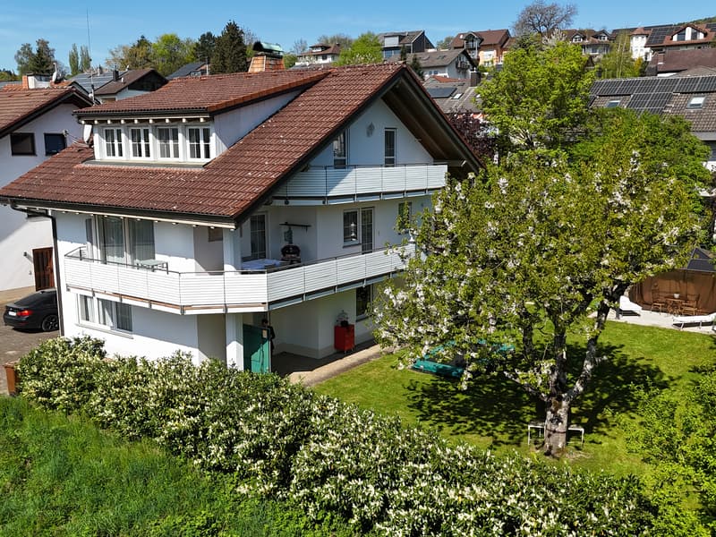 Hochwertige Maisonette-Wohnung mit Gartenanteil und Bachlauf in ruhige (3)