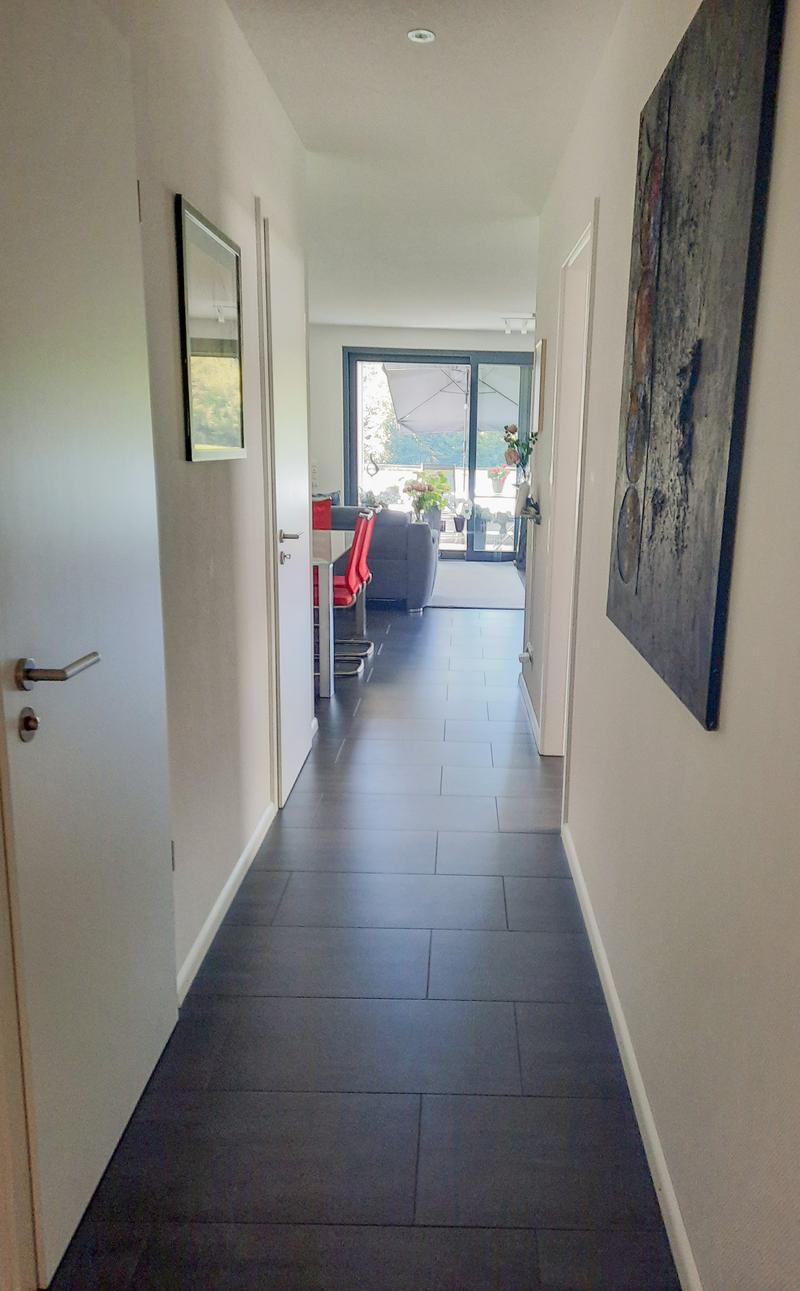 Appartement avec usufruit : Appartement élégant avec balcon, ascenseur et deux (2)