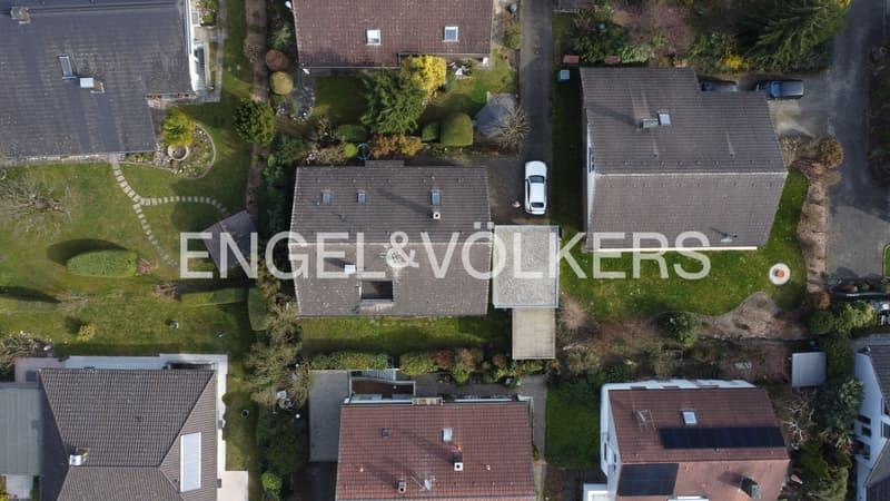 Bezugsfreies Einfamilienhaus in guter Lage von Bad Säckingen-Wallbach (1)