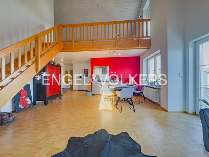Stilvolle Maisonettewohnung mit sonnigem Balkon und Blick ins Grüne - (4)
