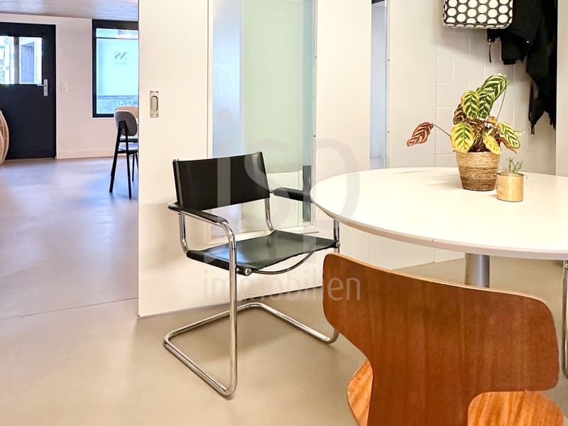 Mitten im Dorf; Räumlichkeiten für Gewerbe, Büro, Verkauf (9)