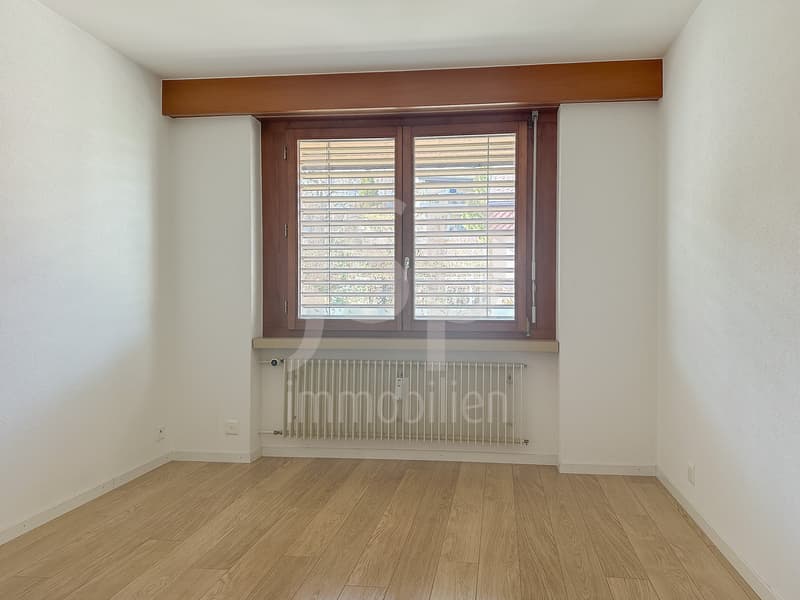 Eine praktische 3.5 Zimmer Wohnung direkt am Bahnhof in Niederscherli (6)