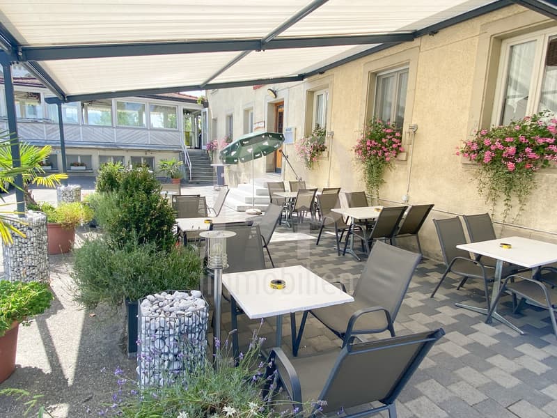 Mitten im Dorfzentrum von Plaffeien das Restaurant zum goldenen Kreuz (5)